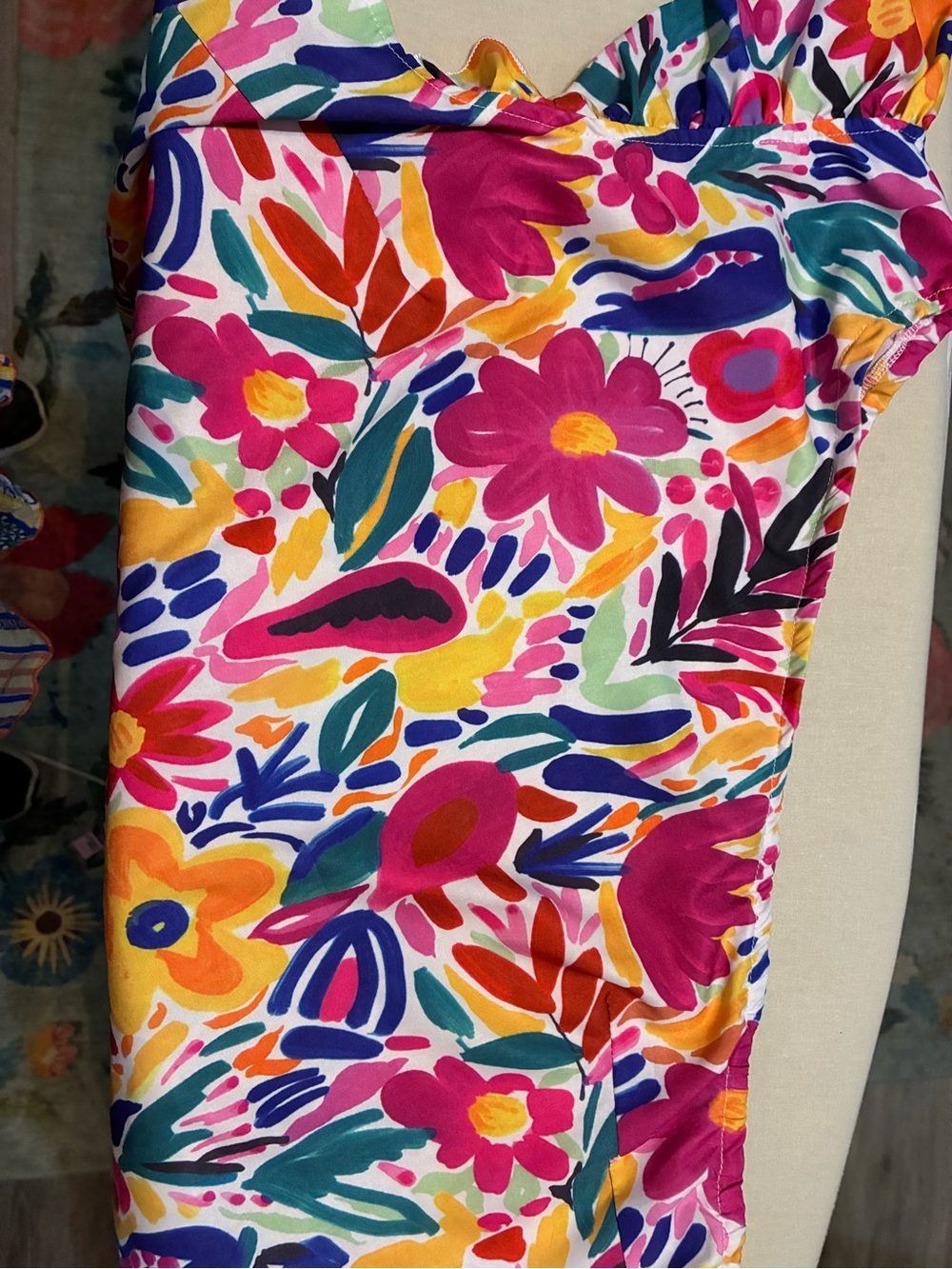 Vibrant Floral Multicolor one shoulder blouse bright cute. AI says maternity. No
